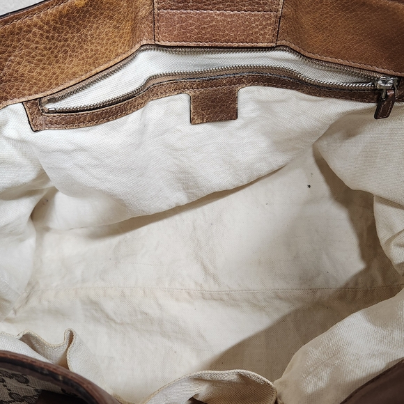 Gucci Brown Monogram Tote Bag - Picture 9 of 12